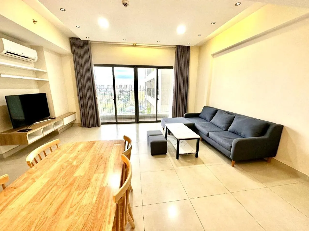 Amazing View And Large Balcony - Masteri Td Apartment Ho Chi Minh City 0*,  Vietnam