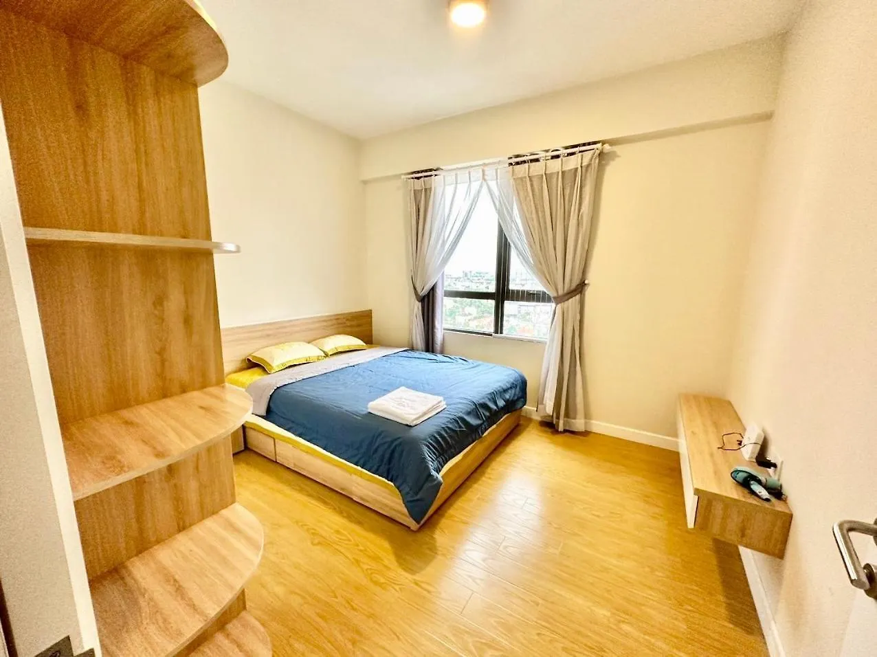 Amazing View And Large Balcony - Masteri Td Apartment Ho Chi Minh City Vietnam